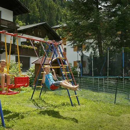 Garni-hotel Wiesental 3*